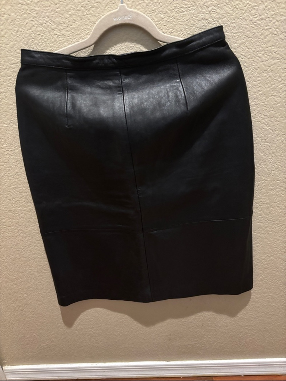 Jaclyn Smith Black Leather Pencil Skirt